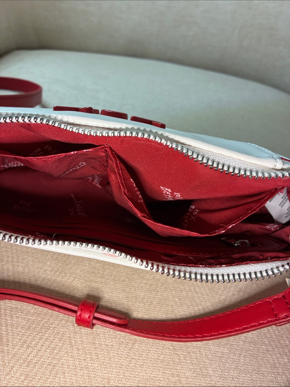 Betsey Johnson White Crossbody Red Baseball Stitching and XOX and Hotdog Charm - Picture 10 of 12